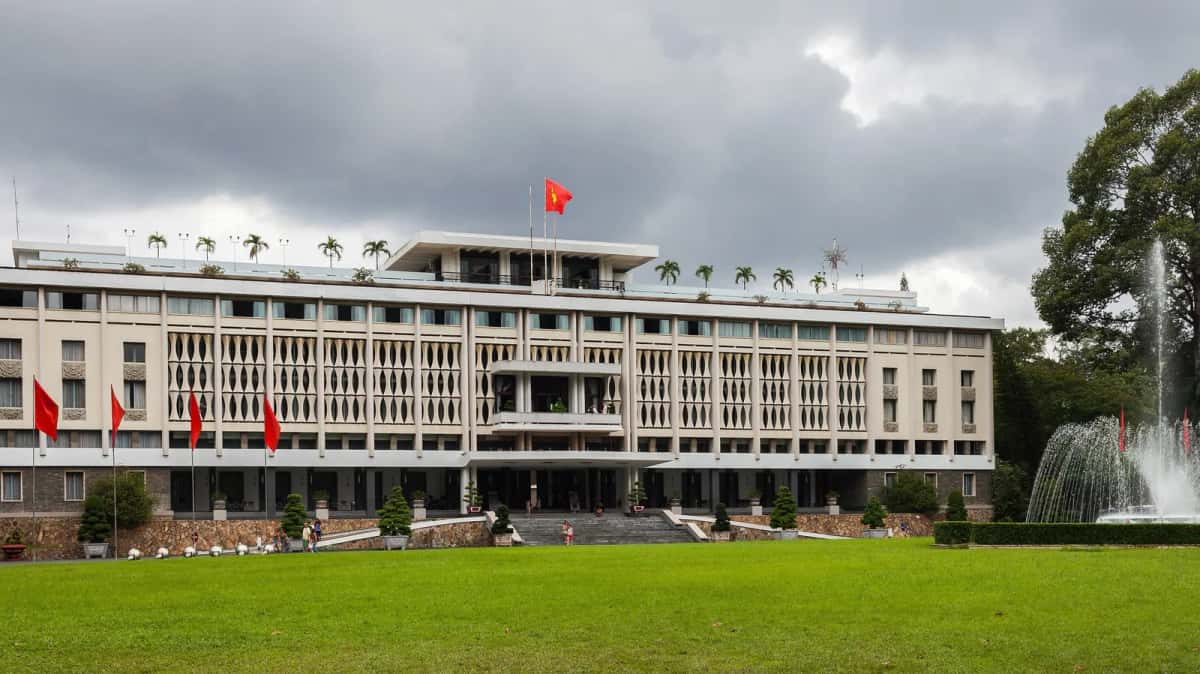 Palais de la Réunification (Dinh Độc Lập) et sa pelouse, Hô Chi Minh-Ville
